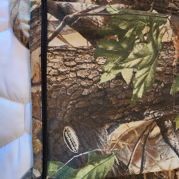 Field & Stream Realtree Camoflauge Turkey Vest, Size M/L - Picture 7 of 7